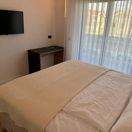 Diana Apartment